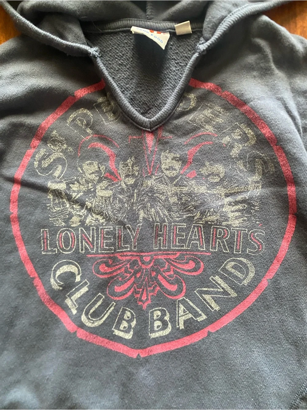 Junkfood Girls The Beatles SGT Peppers Lonely Hearts Club Band Hoodie Size Small